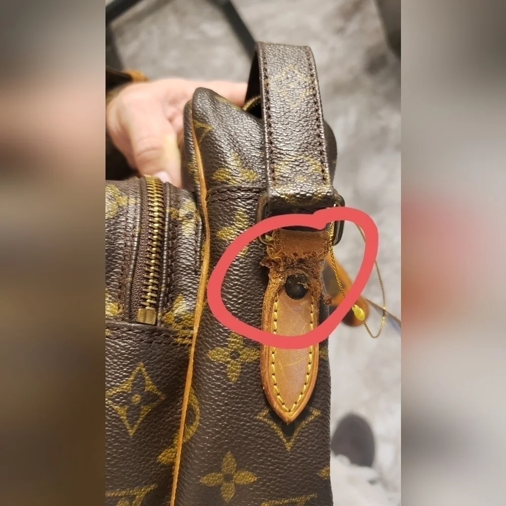 Louis Vuitton  (Unisex) Brown  Monogram Shoulder Bag - Picture 11 of 16